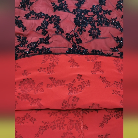 NWT. Dress. Ptp:17 1/2" - Picture 4 of 4